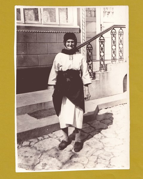 Український одяг Буковина Баба Марія